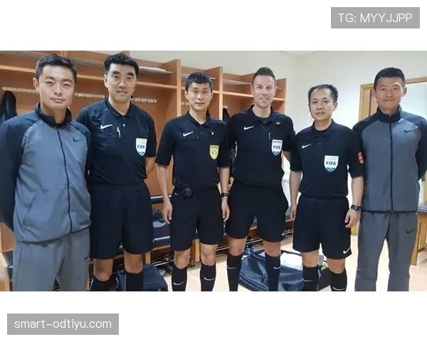 多名球员冲突时裁判如何判罚犯规与纪律？规则全解读