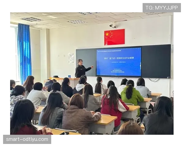 篮球规则中非法身体接触的判定标准与具体情形详细解读 篮球规则中非法身体接触的判定标准与具体情形详细解读
